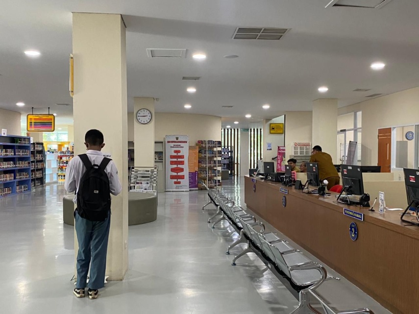 Jam Malam Perpustakaan Samarinda Dikembalikan, Dispursip Akui Keterbatasan Tunjangan Petugas