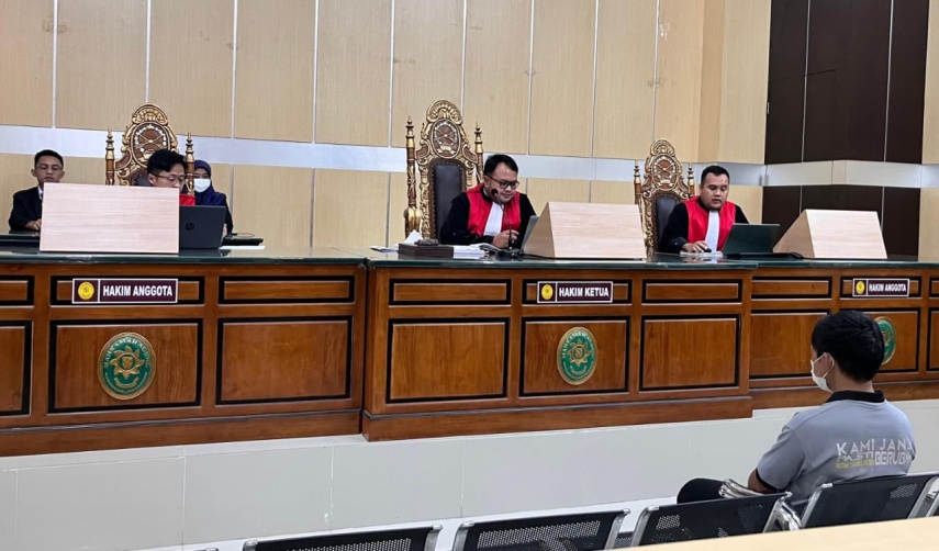 Meski Alami Gangguan Kejiwaan, Hakim Pastikan Sidang Suami Pembunuh Istri dan Anak di Berau Tetap Berlanjut hingga Vonis