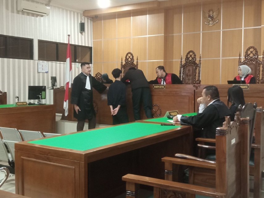 Terdakwa Kasus Dugaan Bom Molotov Ajukan Eksepsi pada Sidang Lanjutan