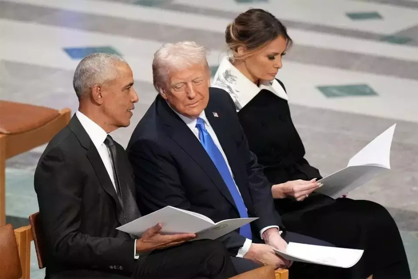 Picu Kritik Luas, Gedung Putih Hapus Unggahan Trump yang Dinilai Rasis terhadap Obama