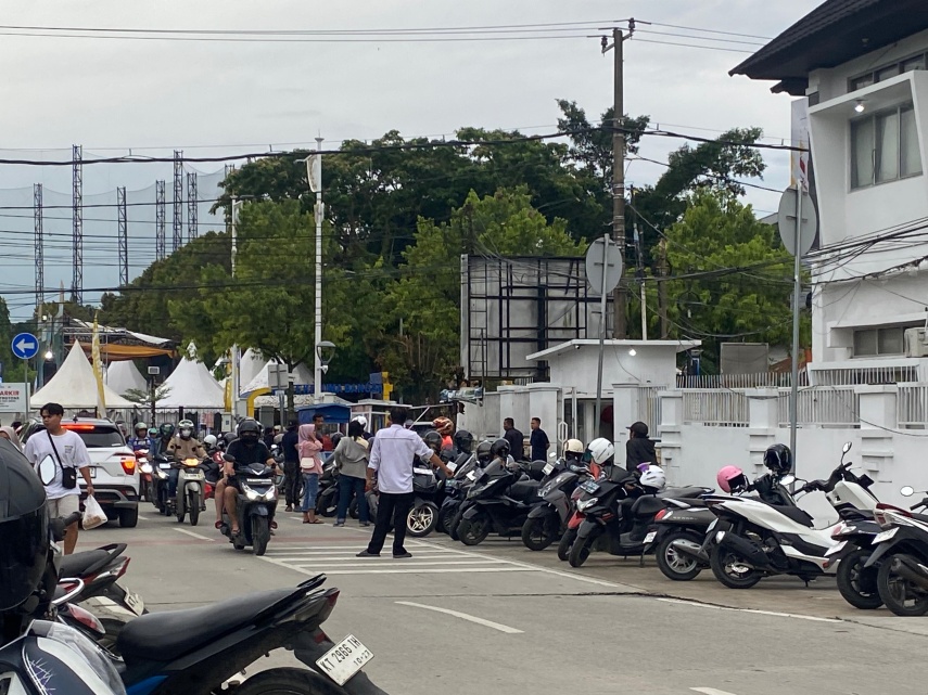 Parkir Liar GOR Segiri Samarinda Bandel: Jumat Ditegur Wali Kota, Sabtu Ditertibkan Dishub, Senin Kembali Pungut Tarif Tak Wajar