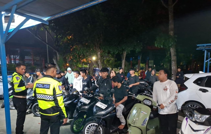 Patroli Blue Light: Satlantas Polresta Samarinda Amankan 32 Motor di Arena Balap Liar