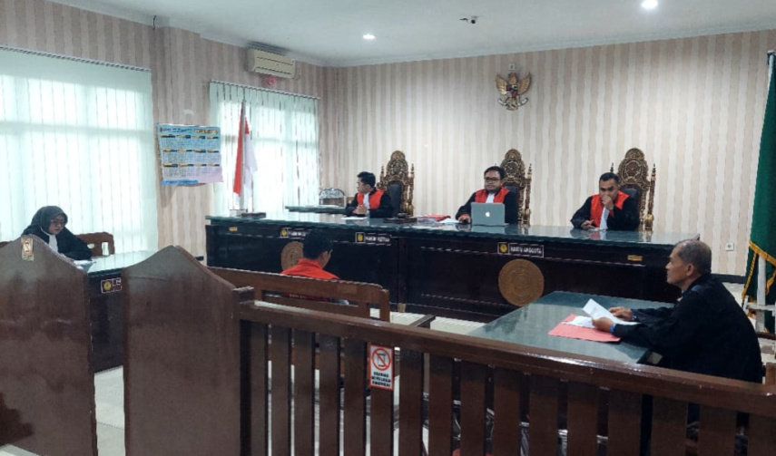 Julius Terdakwa Pembunuh Istri-Anak di Berau Minta Keringanan Hukuman Mati, Dalihkan Bisikan Gaib