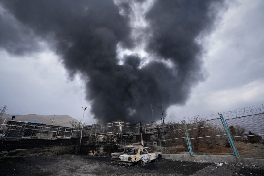 Oil prices swing wildly as Iran war threatens transport routes and production across Middle East