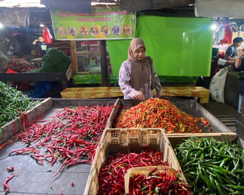 Harga Cabai di Pasar Segiri Meroket, Pedagang Keluhkan Lesunya Daya Beli Masyarakat 