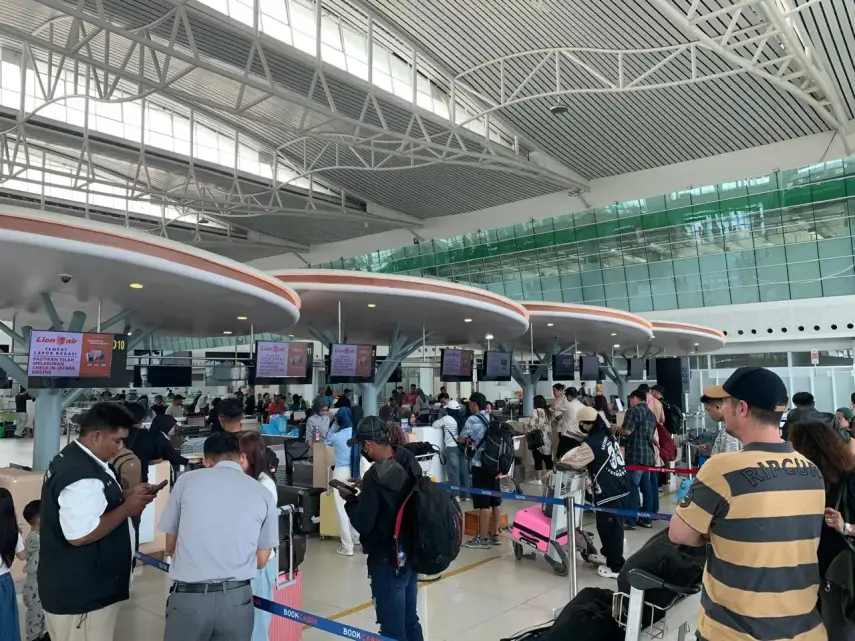 Cegah Penumpukan, Bandara SAMS Sepinggan Balikpapan Terapkan Sistem 'Rebalancing' Check-in