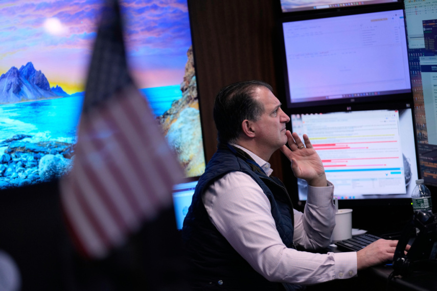 Crude prices resume climb and pressure financial markets again
