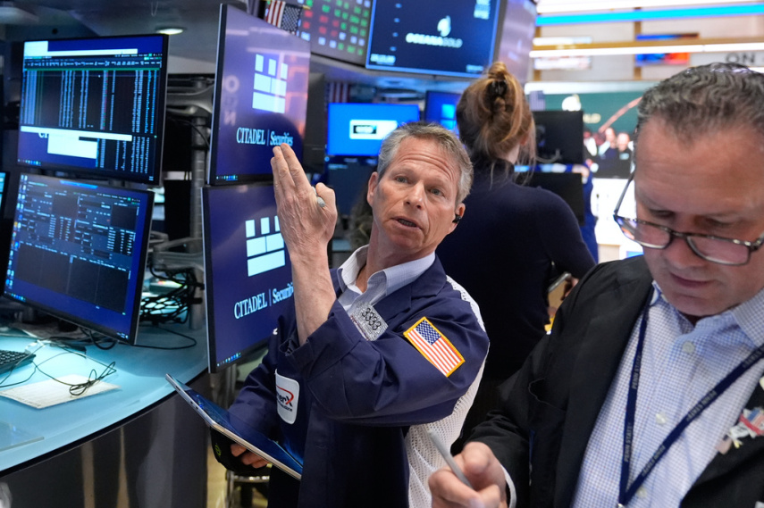 Stocks mostly rise and oil prices hold steady ahead of planned US-Iran talks