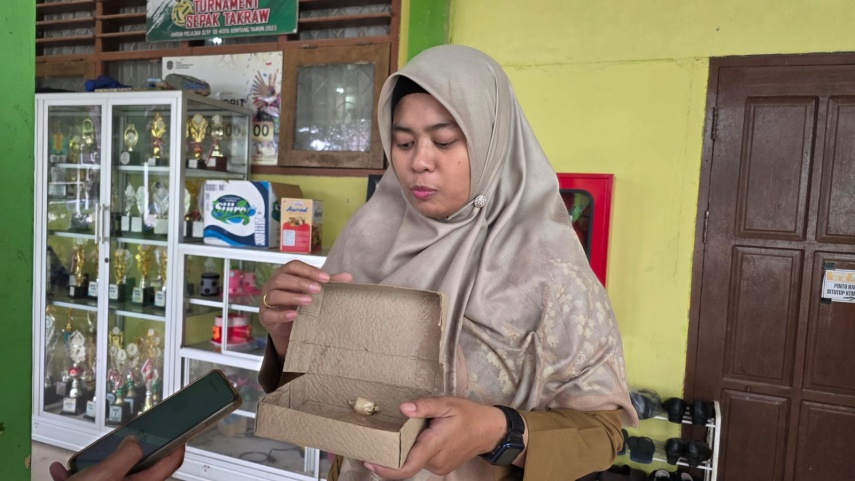 Kurangi Limbah Plastik, Siswa SMPN 5 Bontang Kembangkan Pembungkus dari Pati Singkong