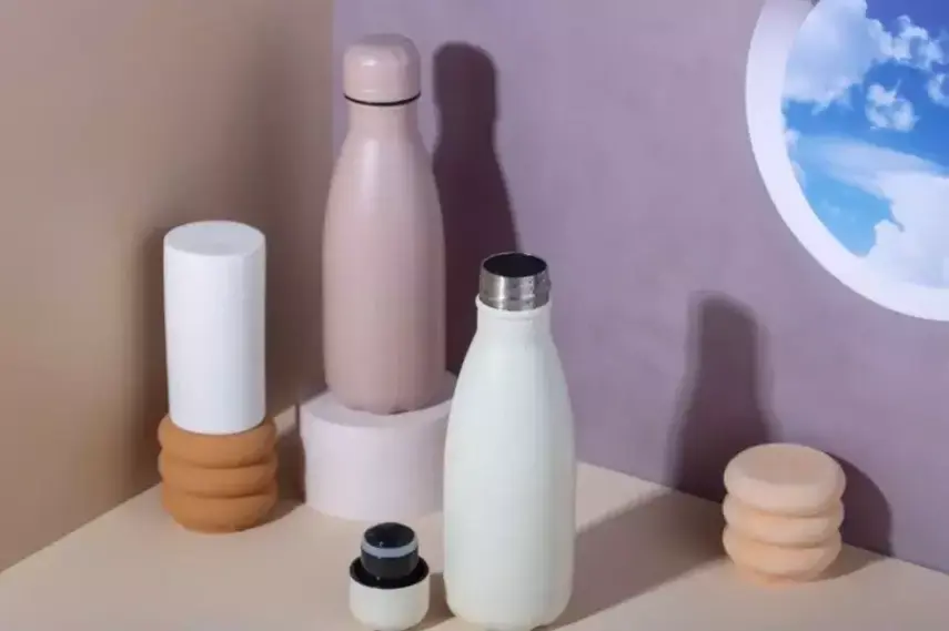 Jangan Cuma Dibilas! Ini Risiko Kesehatan di Balik Botol Minum yang Jarang Dicuci