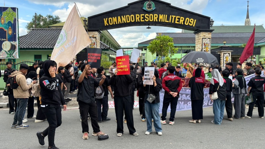 Aliansi GERAM Gelar Aksi di Samarinda, Tuntut Kasus Penyiraman Aktivis Diadili di Peradilan Umum