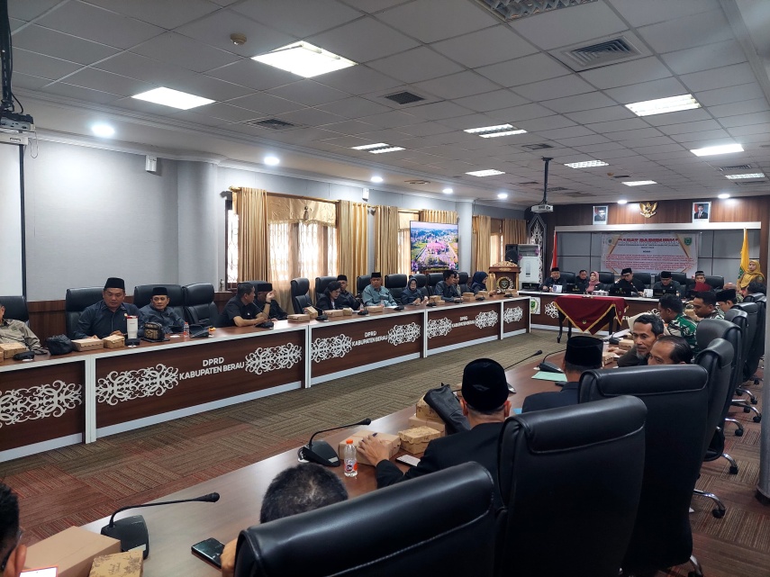Sahkan Propemperda 2026, DPRD dan Pemkab Berau Prioritaskan Raperda Masyarakat Adat serta BUMK