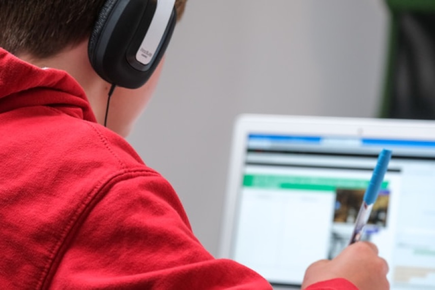 Pentingnya Belajar Bahasa Inggris di Era Digital