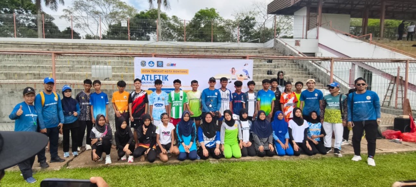 Cetak Poin Tertinggi Atletik, Siswa SMPN 2 dan SMPN 6 Bontang Melaju ke O2SN Provinsi