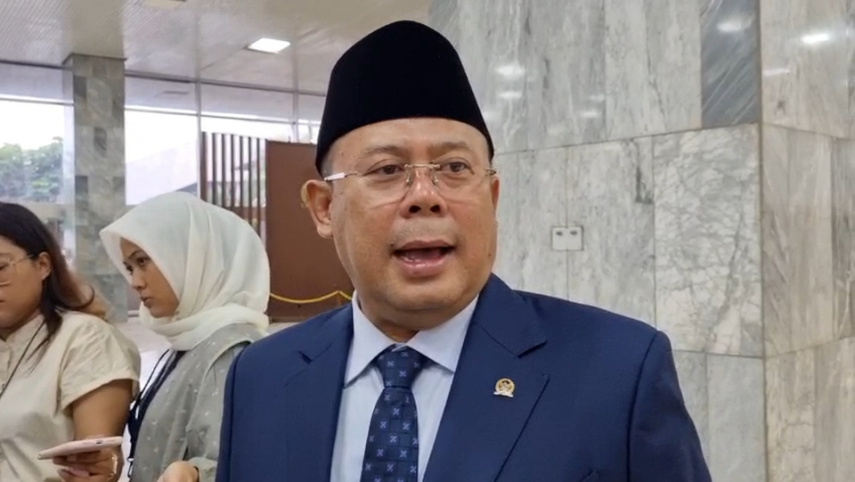 DPR Desak Pemerintah Angkat Guru Honorer Jadi PNS Bertahap untuk Atasi Darurat Guru