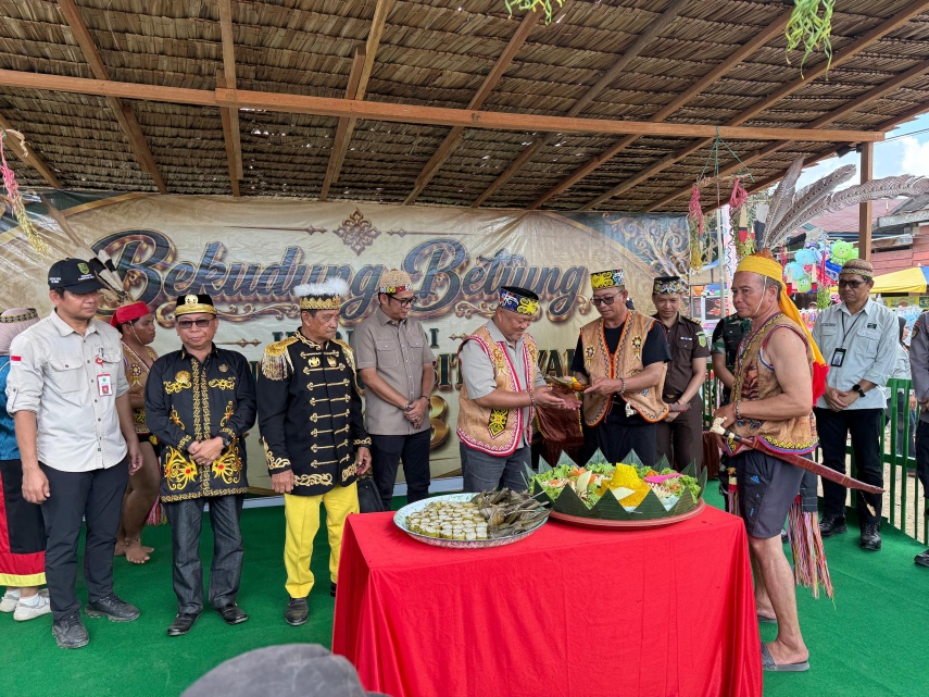 Bekudung Betiung 2026 Dimeriahkan Tari Kolosal, Pemda Berau Ajak Kaum Muda Jaga Tradisi Kebudayaan