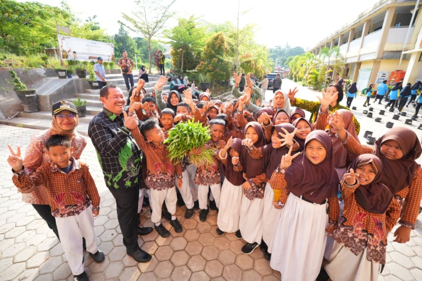 Lukman Apresiasi Program Smartani Goes to School, Dorong Sekolah Cetak Generasi Peduli Ketahanan Pangan