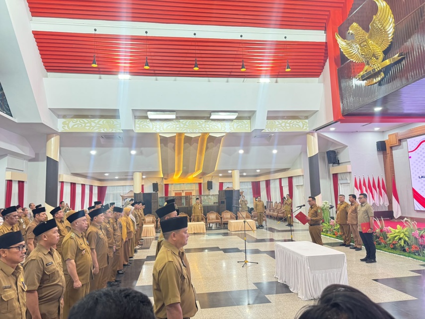 Puluhan Pejabat Pemkab Kukar Resmi Dilantik, Bupati Tekankan Peningkatan Kinerja