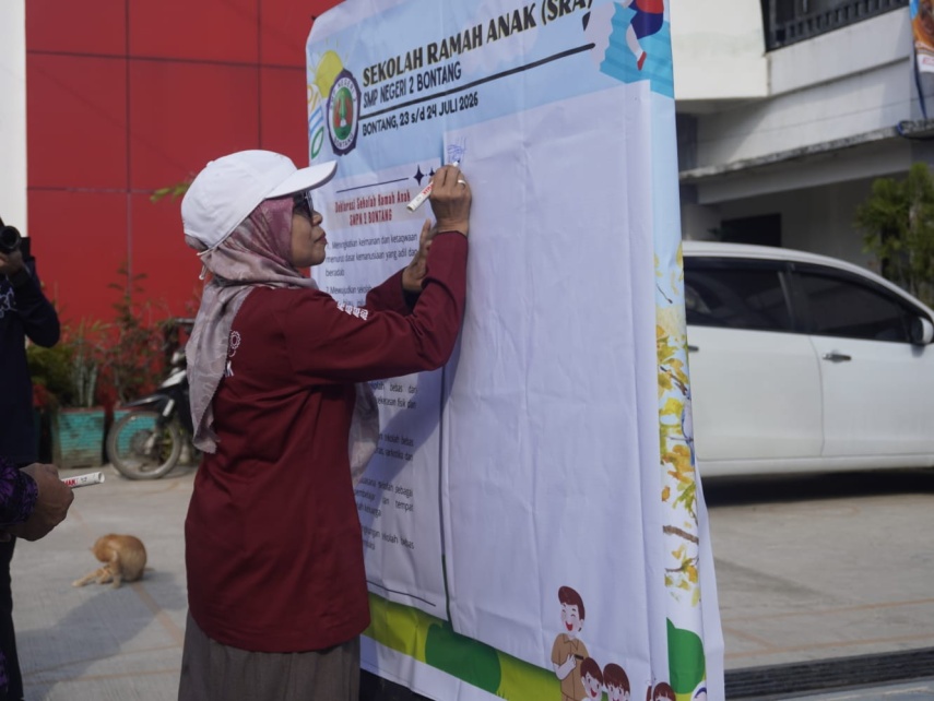 SMPN 2 Bontang Deklarasikan Sekolah Ramah Anak, Libatkan Orangtua hingga Forum Anak