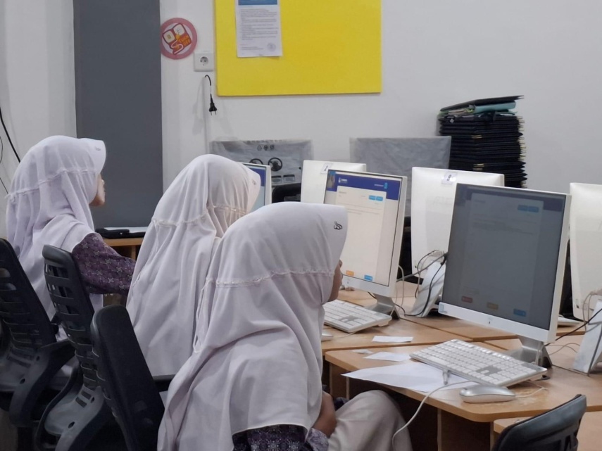 Lima Siswa SMPN 9 Bontang Ikuti Seleksi OSN Tingkat Provinsi