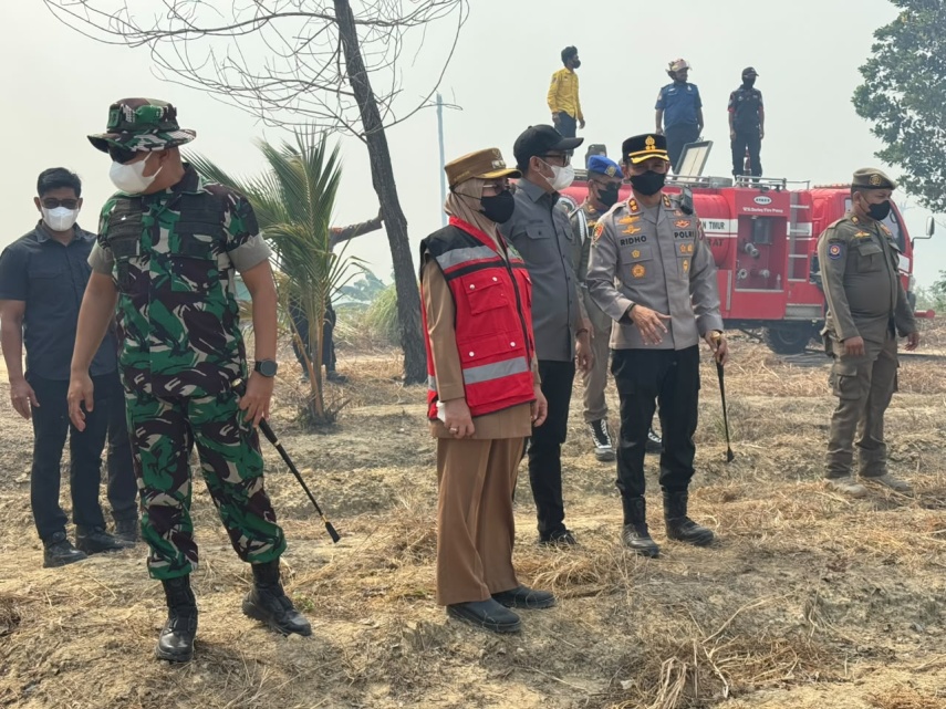 Tangani Karhutla di Teluk Bayur, Pemkab Berau Kerahkan Personel hingga Rangkul Perusahaan