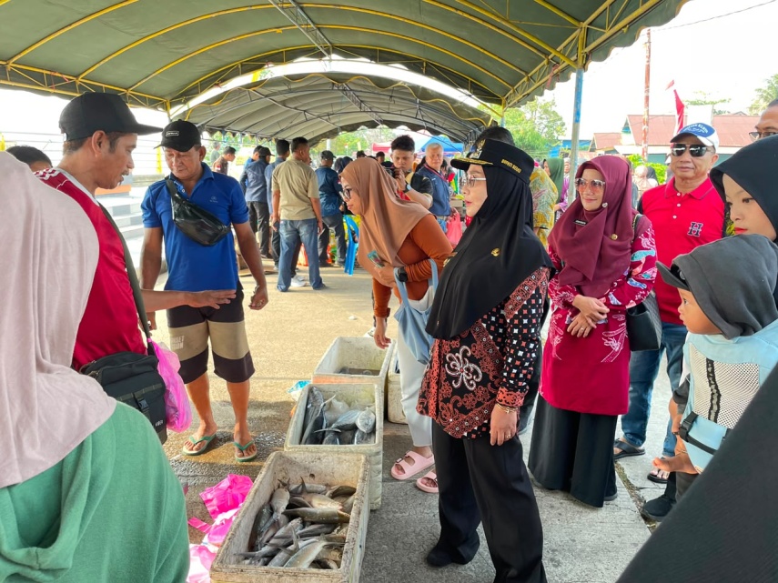 Atasi Stunting dan Inflasi, Pemkab Berau Gelar Penjualan Ikan Murah yang Sasar 13 Kecamatan