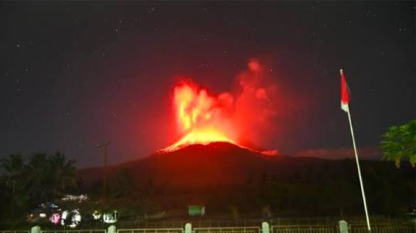 3 Gunung Api di Indonesia Erupsi Berurutan, Badan Geologi Rilis Rekomendasi Bahaya