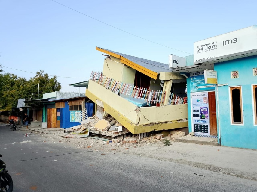 Update Gempa M 7,7 NTT: Korban Meninggal Capai 70 Orang, 40 Ribu Warga Mengungsi