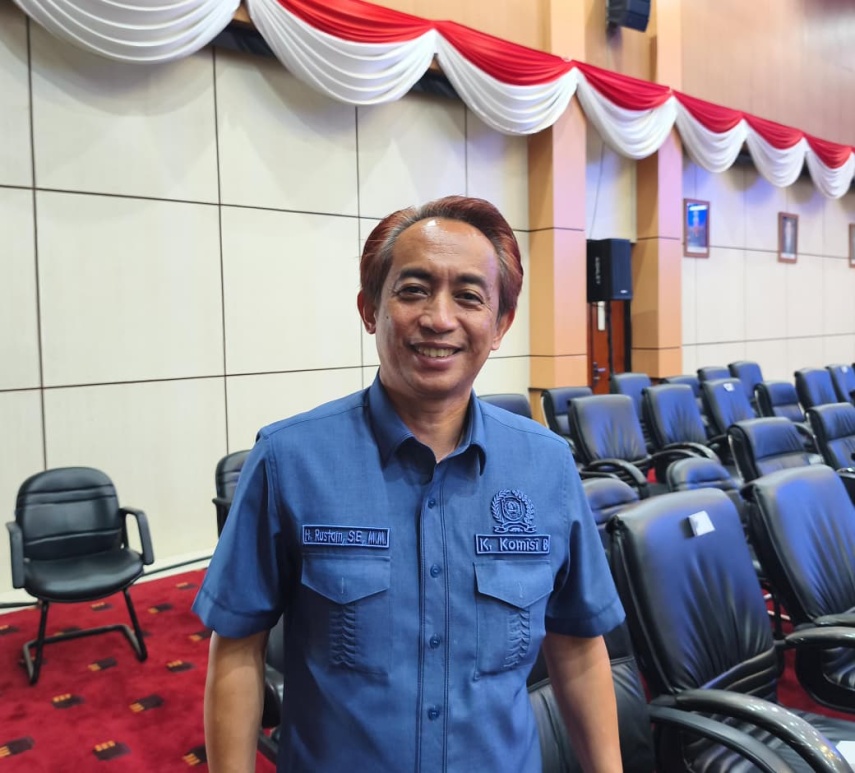 Rustam Minta Klaim Rp33 Miliar KMP Bontang Express II Diaudit