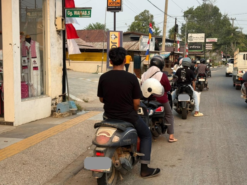 BBM Langka di Berau hingga Warga Rela Berebut Eceran, Pemkab Ungkap Penyebabnya