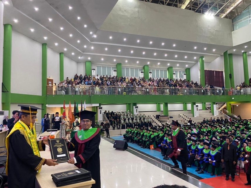 871 Lulusan UINSI Samarinda Diwisuda, Diminta Terus Belajar Hadapi Perkembangan Teknologi