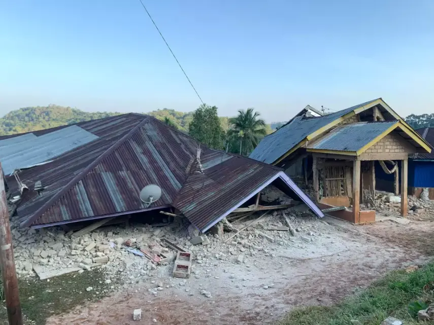 Gempa M 7,7 Guncang Laut Flores NTT: 51 Orang Tewas, 182 Luka-luka