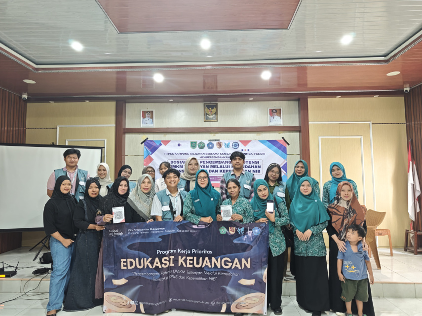 Dorong Kemandirian Usaha Lokal, KKN 52 Unmul Kampung Talisayan dan PKK Talisayan Gelar Workshop Digitalisasi UMKM