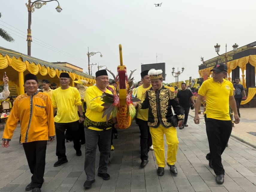 Tradisi Baturunan Parau Berau, Ritual Leluhur Banua yang Rawat Kebersamaan