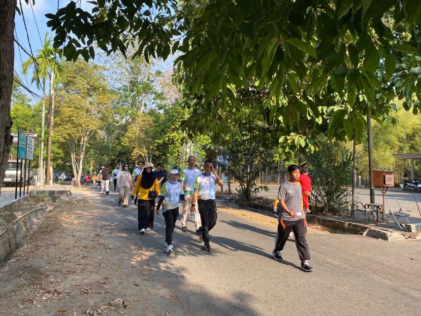 Meriah, 3.000 Peserta Ramaikan Fun Walk Dies Natalis ke-64 Universitas Mulawarman
