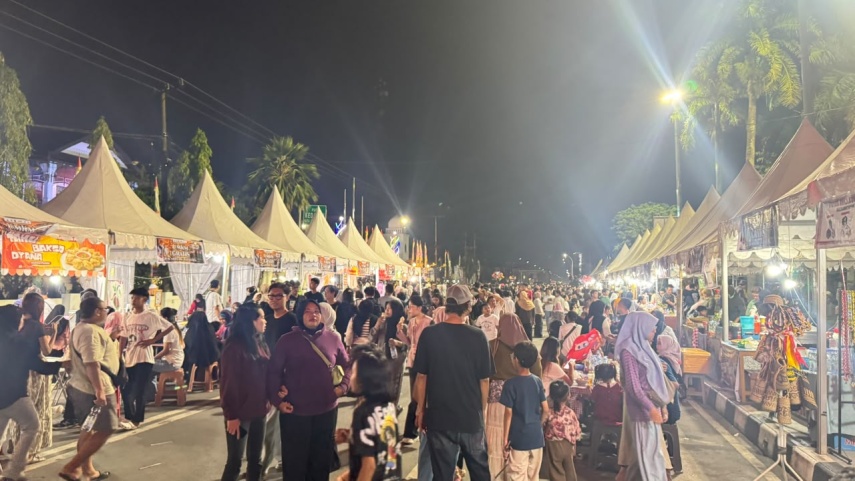 Festival Erau Adat Kutai 2026 Hidupkan Ekonomi UMKM, Penjual Risol Rasakan Ramainya Transaksi