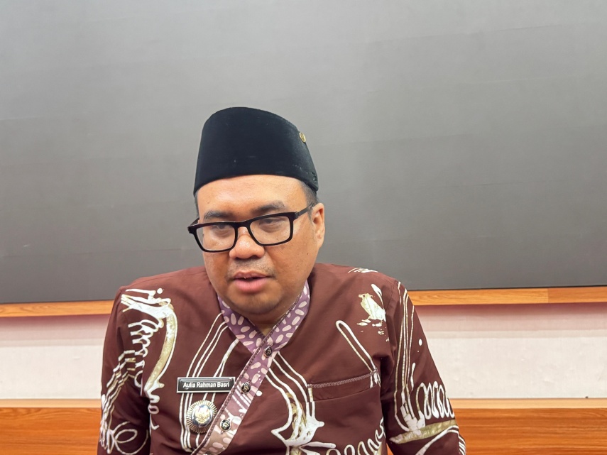 Benahi Pengelolaan Pasar Tangga Arung Square, Bupati Aulia Dorong Pedagang Gunakan KukarGo