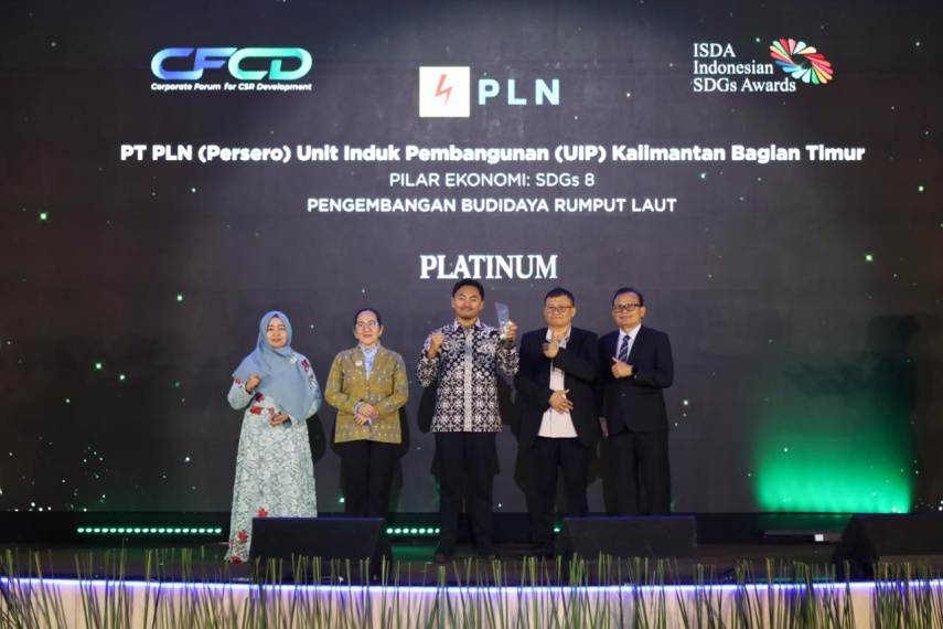Lewat Program Electrifying Marine di Tihi-Tihi, PLN UIP KLT Sabet Penghargaan Platinum ISDA 2026