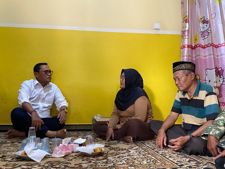 Wagub Seno Aji Takziah ke Keluarga Balita yang Meninggal Diduga akibat Asap, Rekomendasikan Karhutla Jadi Bencana Nasional